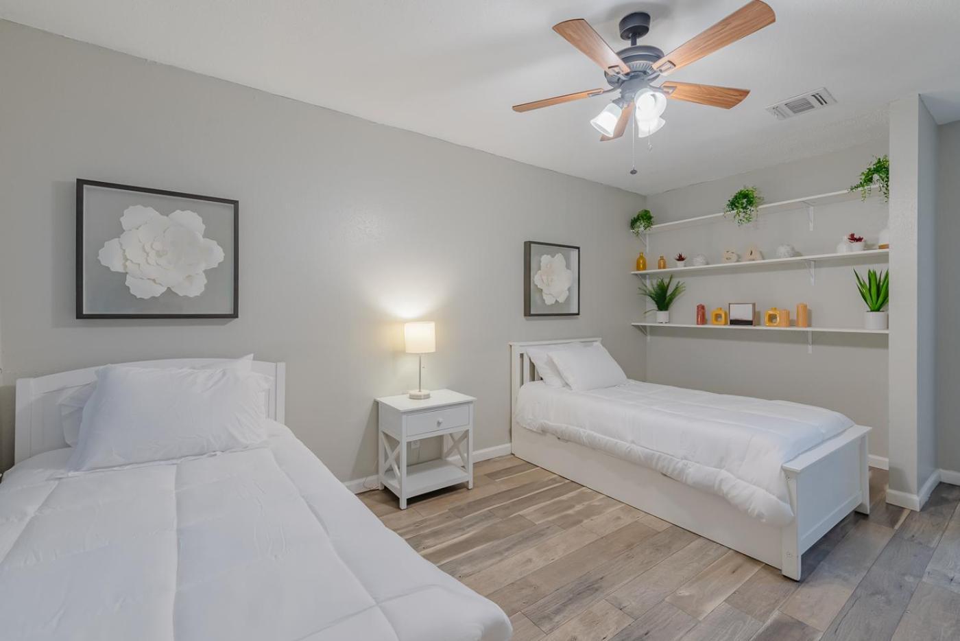 Superb House By Seaworld, Private Pool & Gameroom